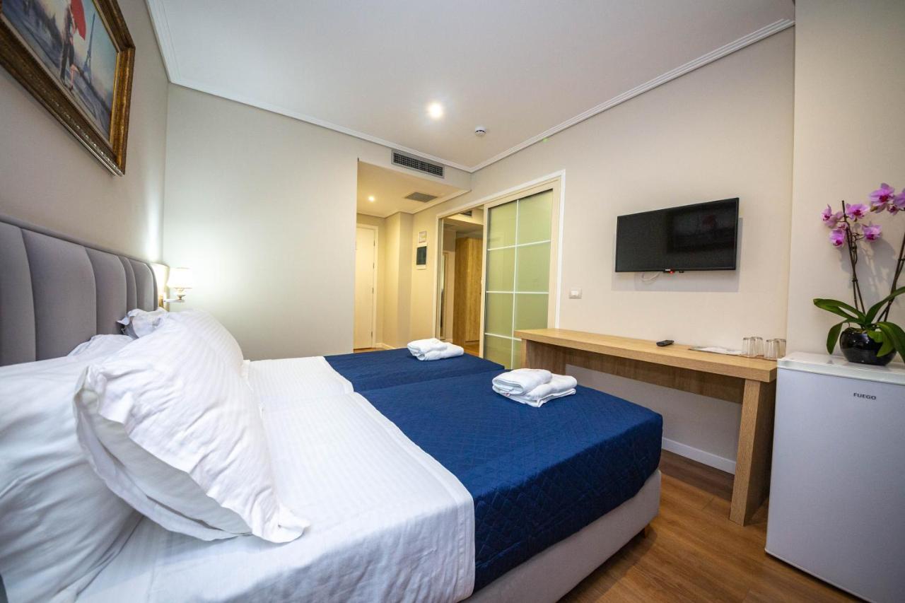 Class Hotel Ksamil Esterno foto