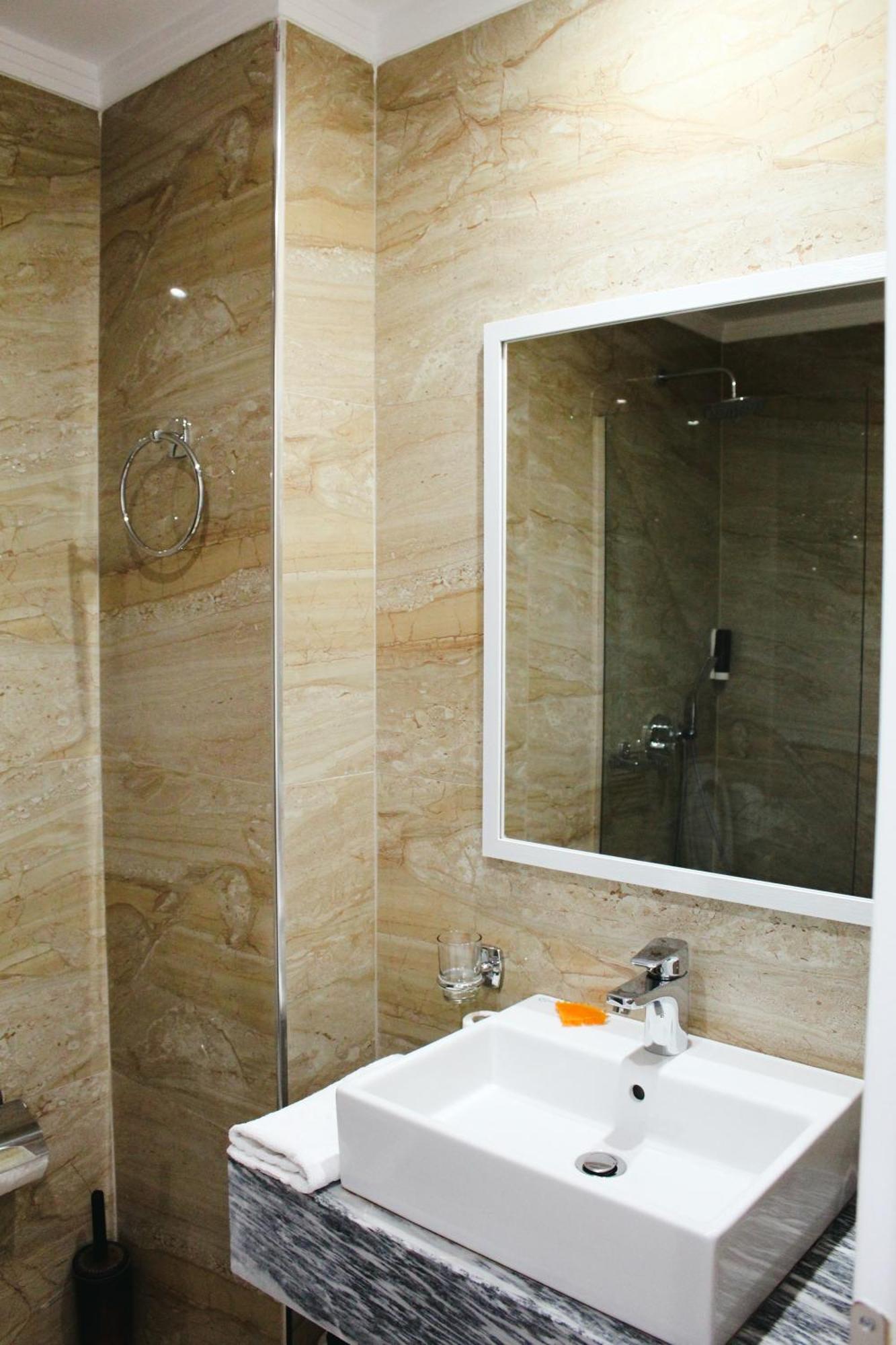 Class Hotel Ksamil Esterno foto